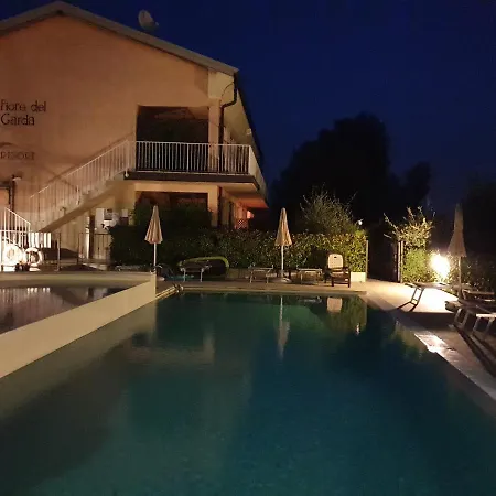 Il Fiore Del Garda Hotel apartamentowy 3*