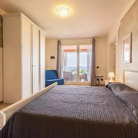 Il Fiore Del Garda Hotel apartamentowy Manerba del Garda